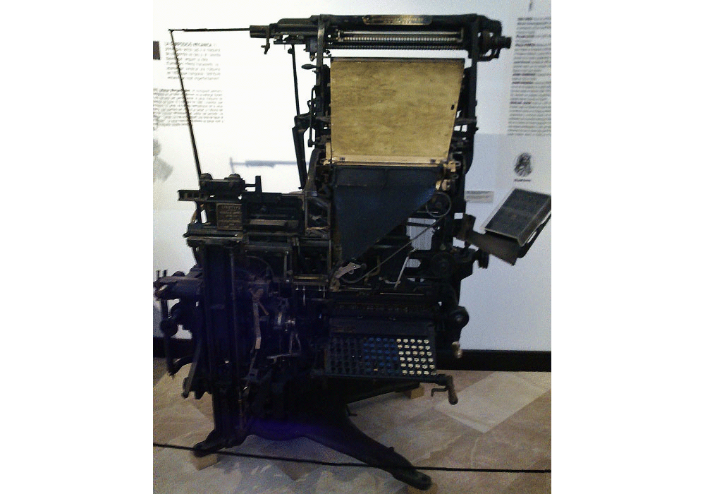 Linotipia. Máquina de componer tipos. Modelo B. Fabricante Mergenthaler Linotype Cny. 1920