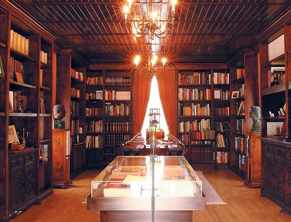 Biblioteca de la familia Vicent García